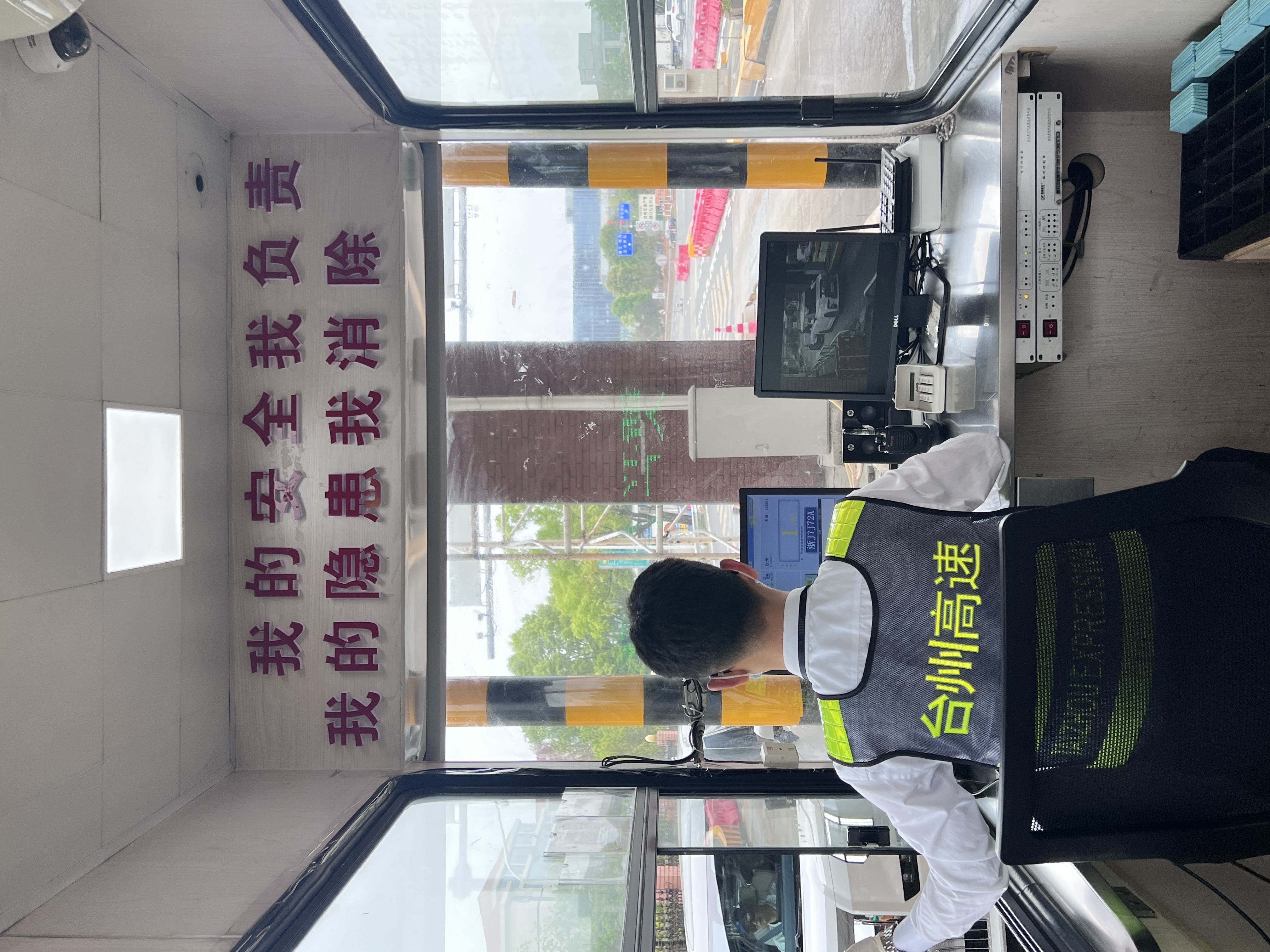 1681776870500481.jpg 袁莉2.jpg